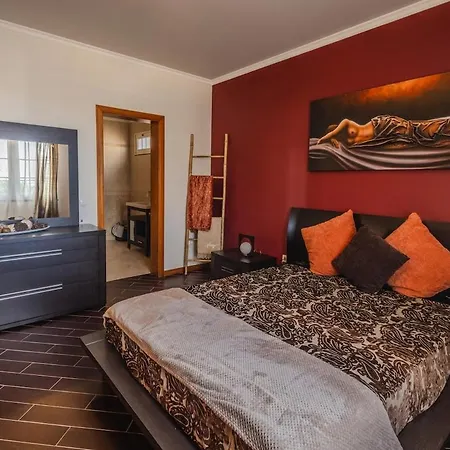 Santo Refugio Tatil Evi *