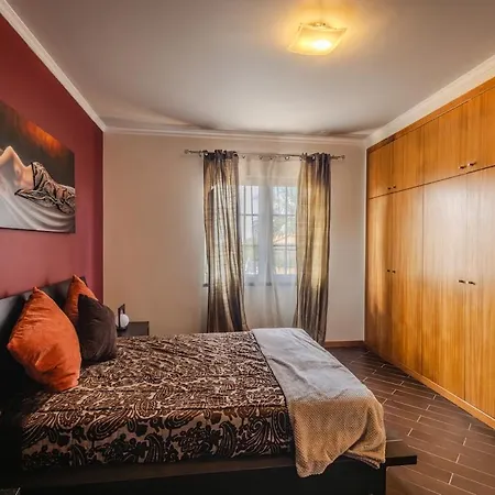 Santo Refugio Порту-Санту